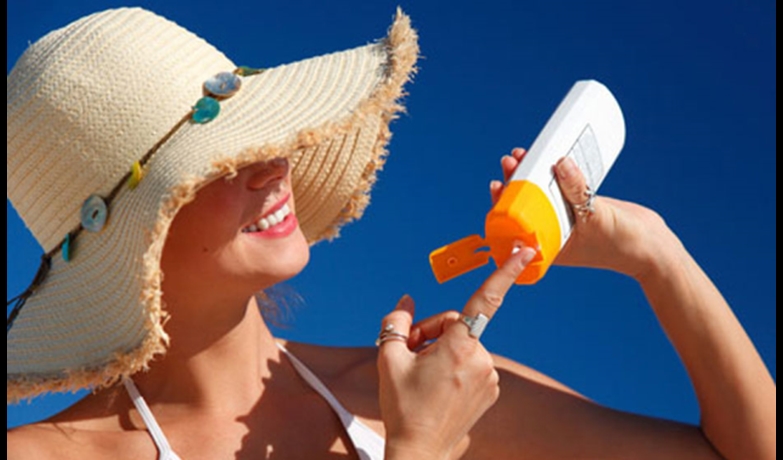 Những câu hỏi thường gặp khi dùng kem chống nắng