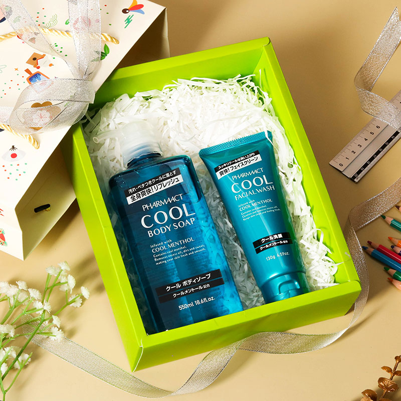 Giftset 20/11 Sữa rửa mặt dành cho nam Pharmaact 130g và Sữa tắm nam Pharmaact 550ml