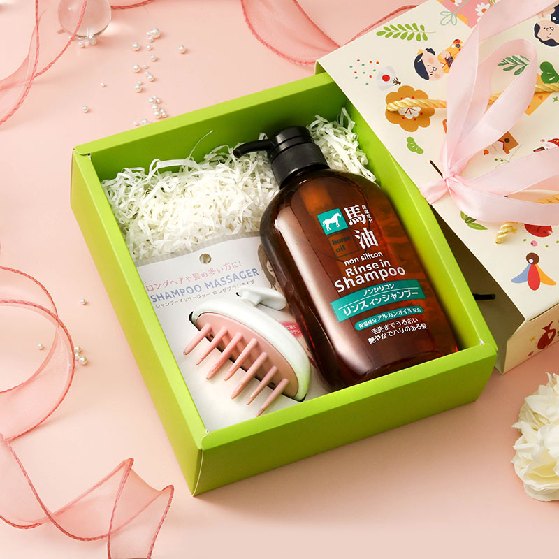 Giftset 8/3: Dầu gội chiết xuất dầu ngựa Cosme Station 600ml (Chứa dầu xả) và  Lược gội đầu massage