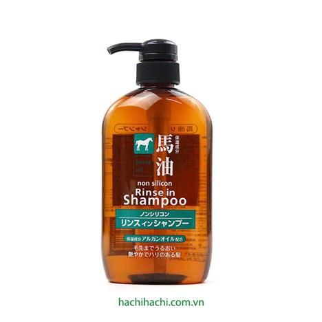 Dầu gội Nhật Bản chiết xuất dầu ngựa Cosme Station 600ml (Chứa dầu xả, không Silicon)