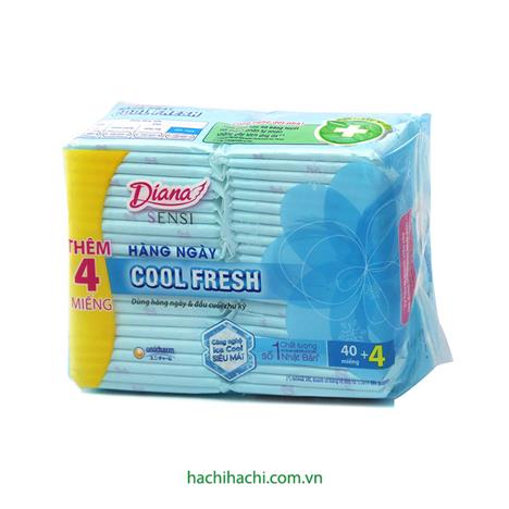 Băng vệ sinh hàng ngày mát lạnh Diana Sensi Cool Fresh 15.5cm 40 miếng